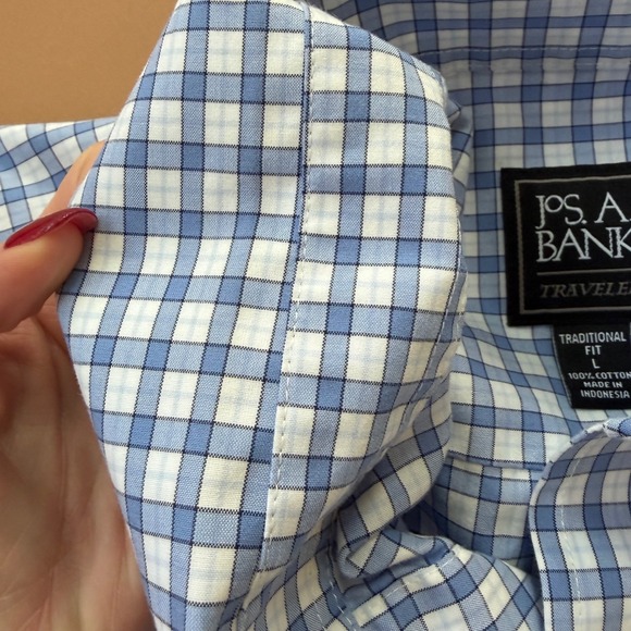 x2 Jos A Bank Traveler Short Sleeve Button Down Shirt Mens Size L Blue Plaid S/S - Picture 5 of 8